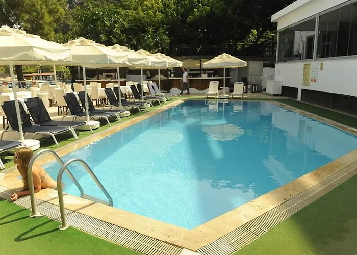 Marbas Μαρμαρίς